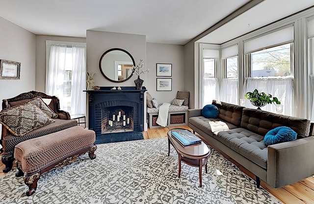 Adorable & Updated Home in the Heart of Freeport – Walk to Eateries & Shops!