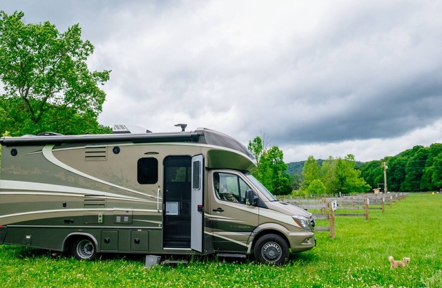 Adventure & Dirt-Biking - Family-Friendly RV Site #7 - near Red River Gorge, KY!