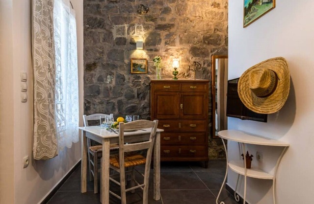 Aegiis maisonnettes - Baritis