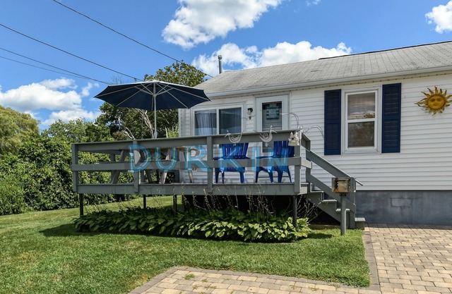 Affordable Duplex, Close to Beach, Spacious Deck