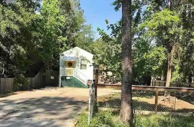 Affordable Month to Month Stay, Beaches, Casino, Tiny house,