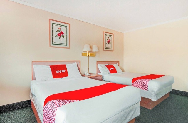 Affordable Retreat w/Private Bath + Free Parking Near Downtown Durham