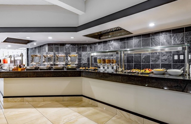 African Sky Hotels - Newcastle Inn