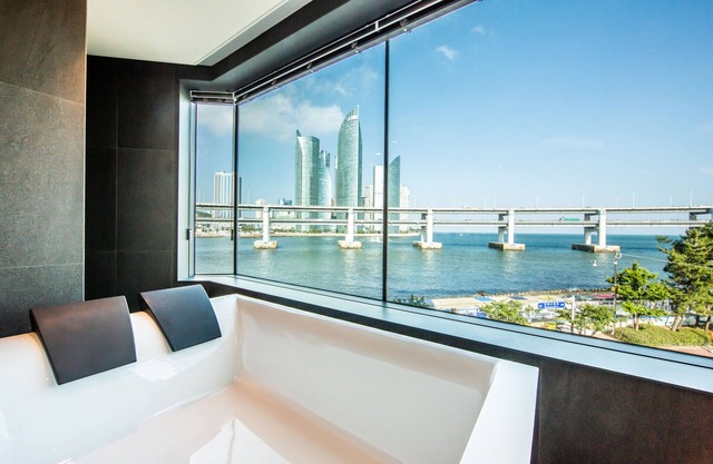 AG405 Hotel