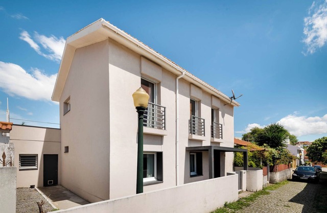 AGUDA1 · Aguda's Family House 4BD, Parking, BBQ