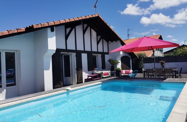 Air-conditioned house with heated pool and retractable dome located in Anglet