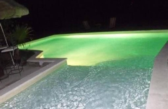 air-conditioned Provencal farmhouse 210m2 alpilles luberon private swimming pool