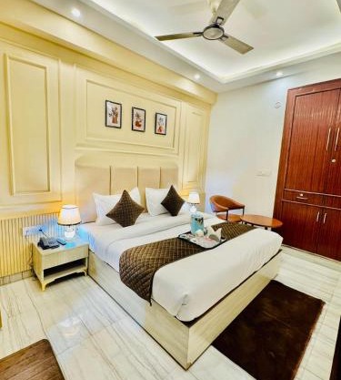 Airport Hotel Shivaka Inn