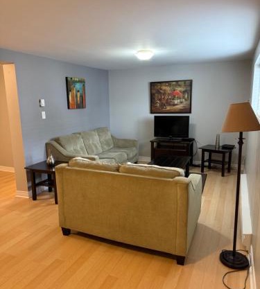 Airport Manor Unit 1 - 2 Bedroom Apartment
