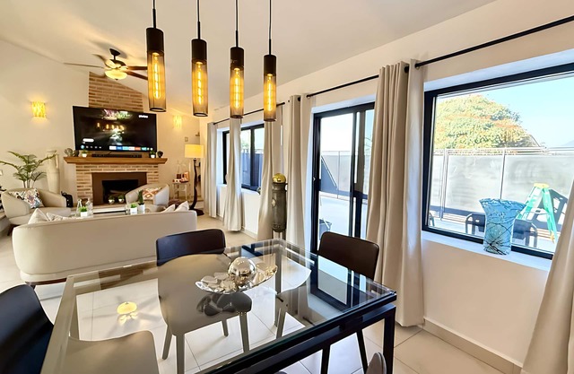 Ajijic Modern 1 King Bedroom Unit-walk To Everything -bikes-gym-pickleball Court