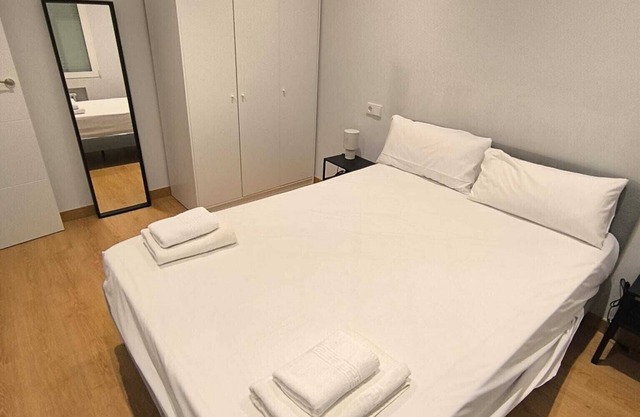 Alójate en Chamartín | Comodidad y Ubicación Ideal