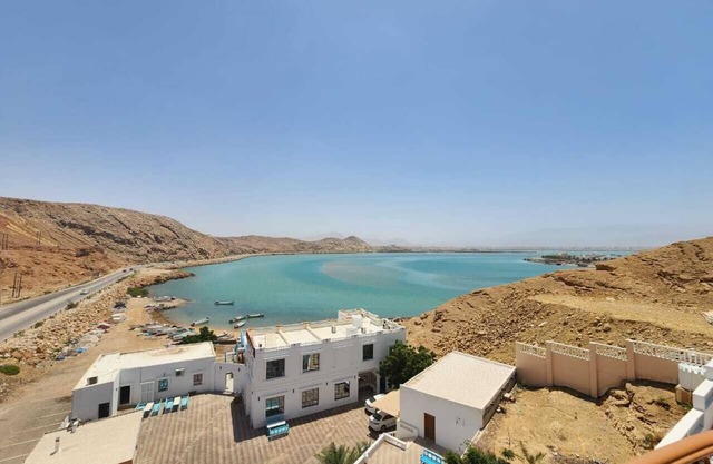 Al Ayjah Plaza Hotel