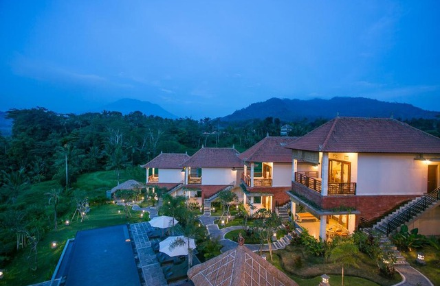 Alamdhari Resort and Spa