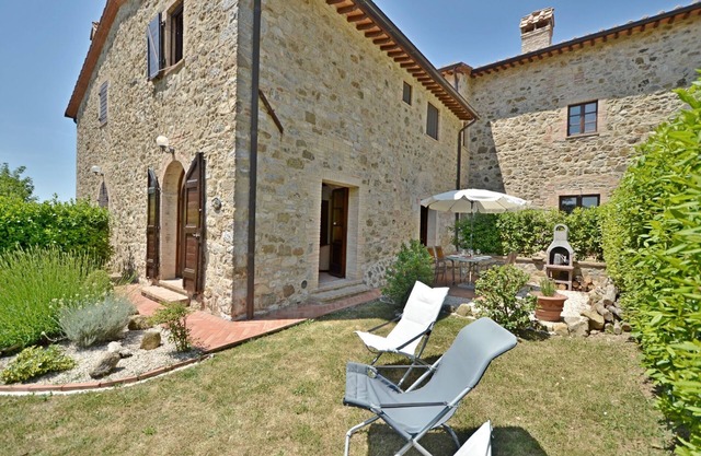 Albicocco, Poderone, Roccalbegna, Grosseto and Maremma