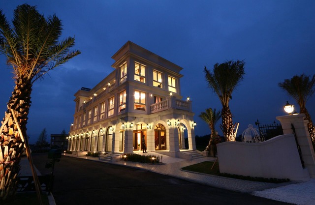 Aleex Villa