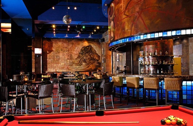 all 5 star ,free 24hr gcart over beach boardwalk forest