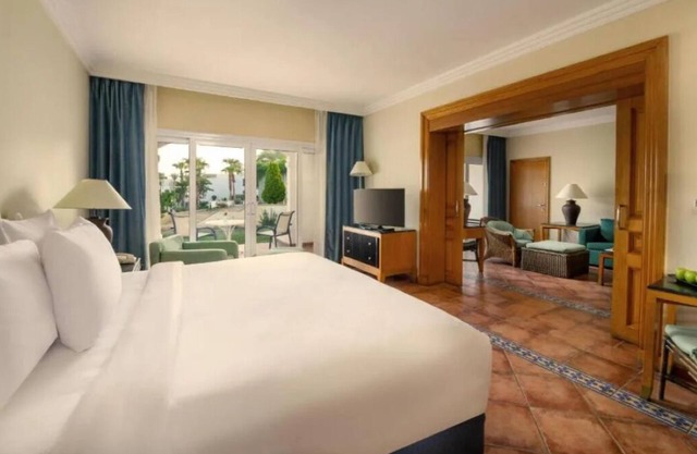 All-Inclusive Fun Near Naama Bay | Pools, Spa, Dining Options & Family Perks