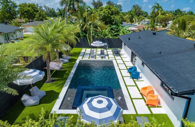 All New Modern Home in Miami Near Beaches