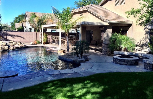 All The Bells & Whistles: Pool, Hot Tub, Gas Firepit, Bbq, Pool Table, Ping Pong
