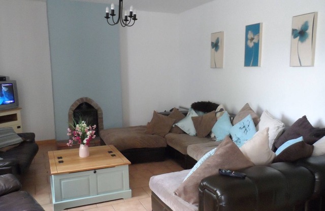 Alls quiet at willow tree house
