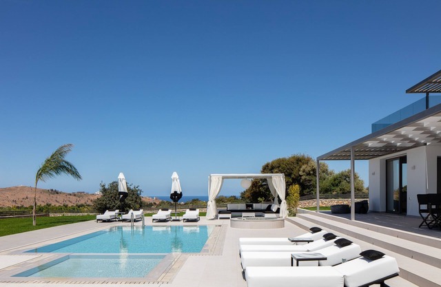 Alma Villa, 2.000m2 Luxury Living