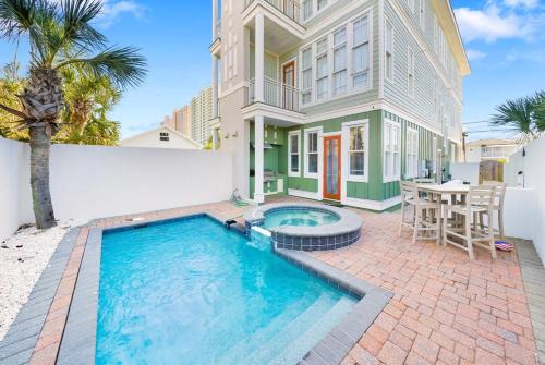 Aloha Beaches 20 steps from Beach Private Pool