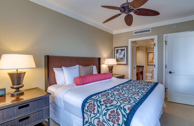 Aloha Vibes: 2 Stylish Units w/Full-Kitchen! Near Wo Hing Temple Museum!