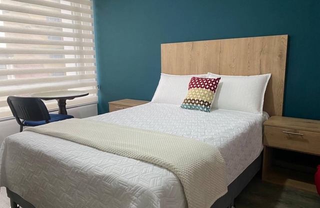 Alojamiento Privado, Céntrico y Confortable: ¡Tu Hogar Lejos de Casa!