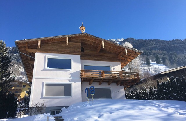 AlpenglueckGastein - private mountain lodge