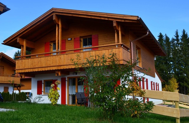 Alpenliebe - family-friendly with sauna, terrace, balcony, Swedish stove, W Lan