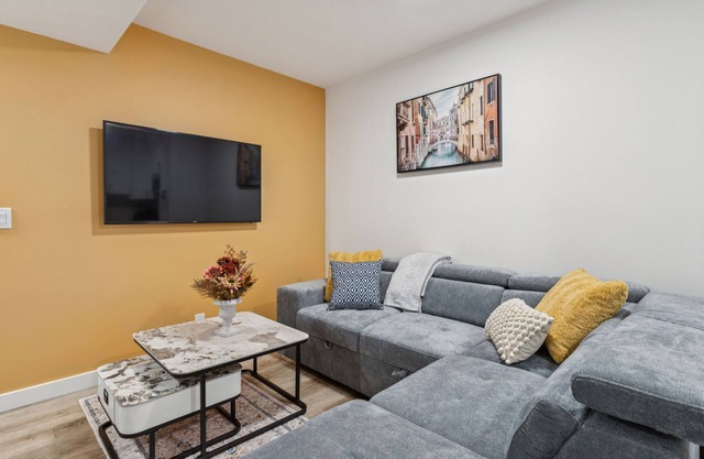 Alpine Grove 2bed Getaway- 15 Mins to DT