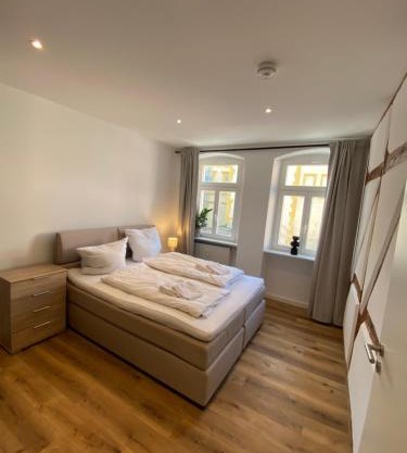 Altbauwohnung am Schloss by Claycation