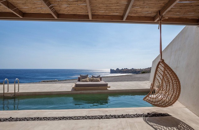 Altera Cave-Hebe beach villa, pool (adults only)