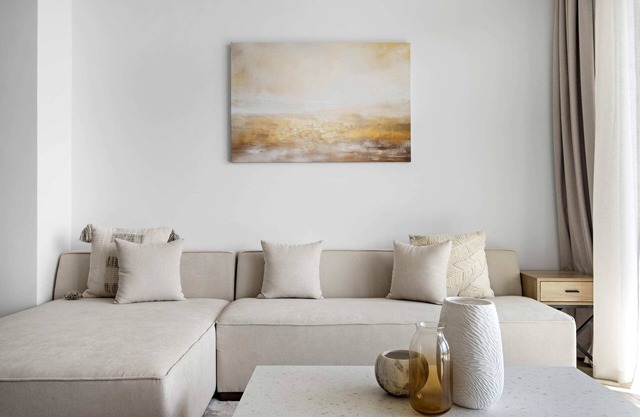 Amazing 2br with a lagoon view in Creek Harbour