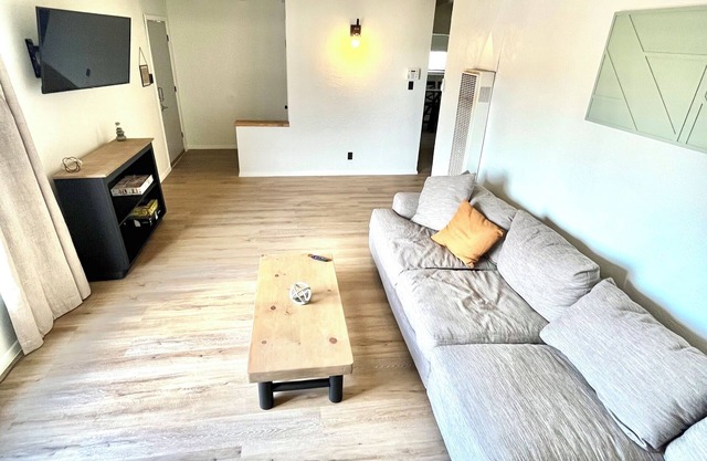 Amazing 3-bedroom house with AC in Grants right off historic Route 66