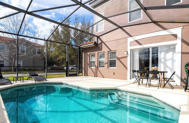 Amazing 4Bd Screened Pool Close to Disney 4572