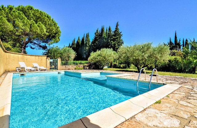 Amazing apartment in St, Paulet de Caisson with 1 Bedrooms, WiFi and Outdoor swimming pool