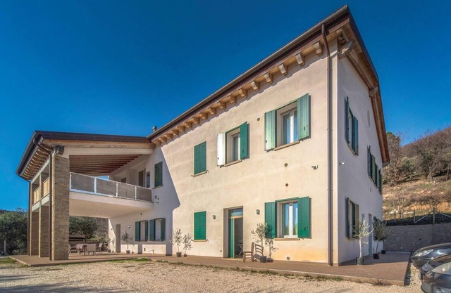 Amazing apartment in Valnogaredo (PD)