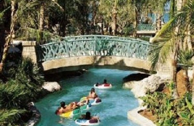 AMAZING ATLANTIS VACATION RENTAL