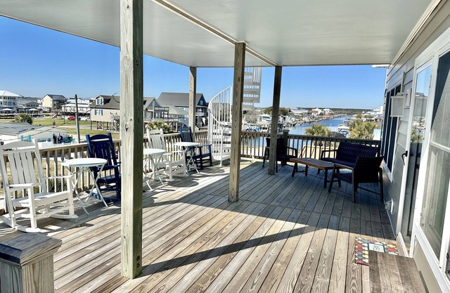 Amazing Decks! Two Master Bedrooms! Elevator! EV Charging! Pet Friendly!