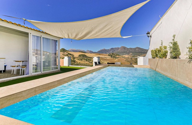 Amazing home in Montecorto