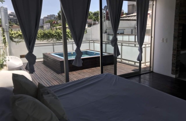 Amazing house great terrace and Jacuzzi/breakfast