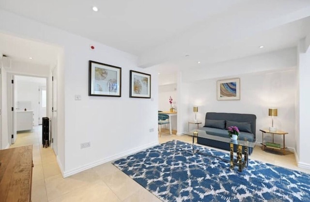Amazing one bedroom flatnn
