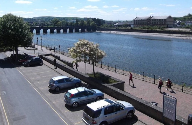 Amazing Riverside serviced apartment in Barnstaple