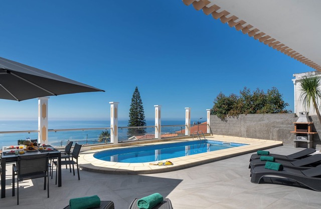 Amazing sea views over Funchal | Atlantic Sunset