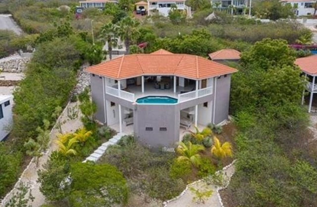 Amazing seaview close to beach