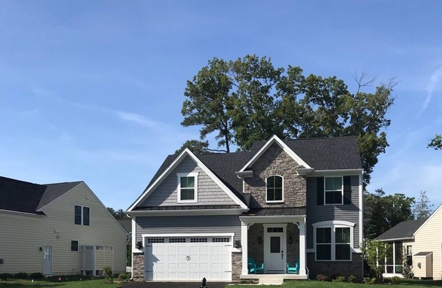 Amazing single family home, biking distance to the beach!