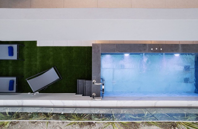 Amazing Sun moon Suite with (heated) pool