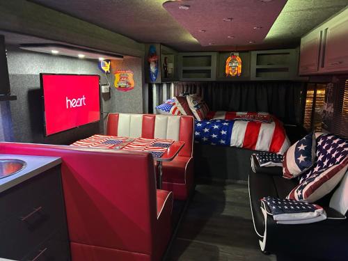 American rv glamping with hot tub