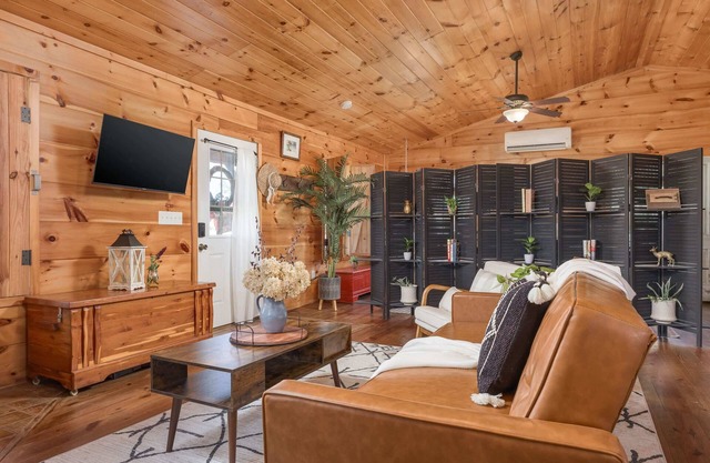 Americana Farm Summar